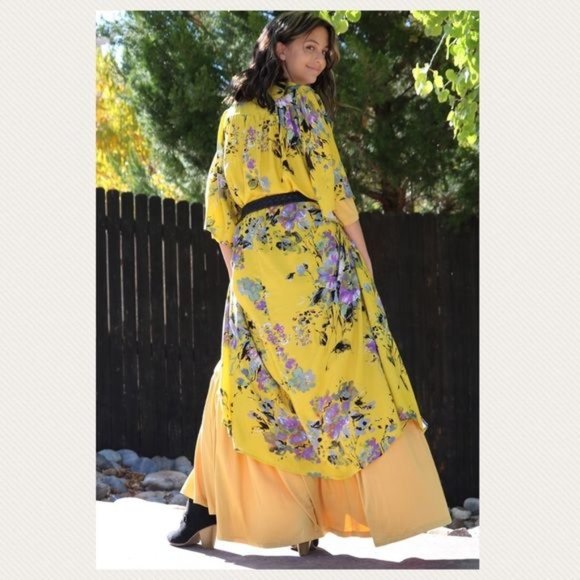 S M Umgee Wildflower Chorus kimono yellow - Picture 5 of 5